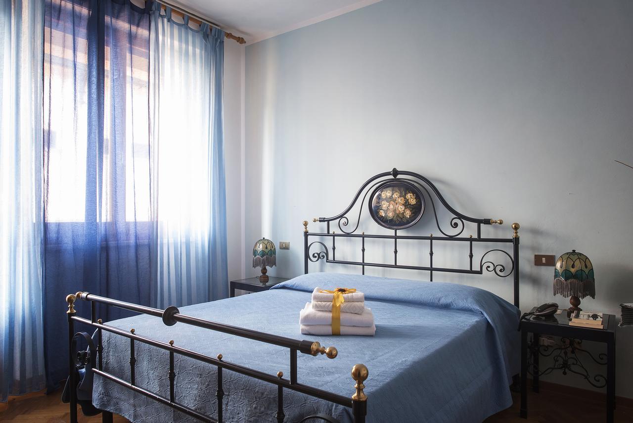 Albergo La Bussola Аббадиа Сан Сальваторе Экстерьер фото